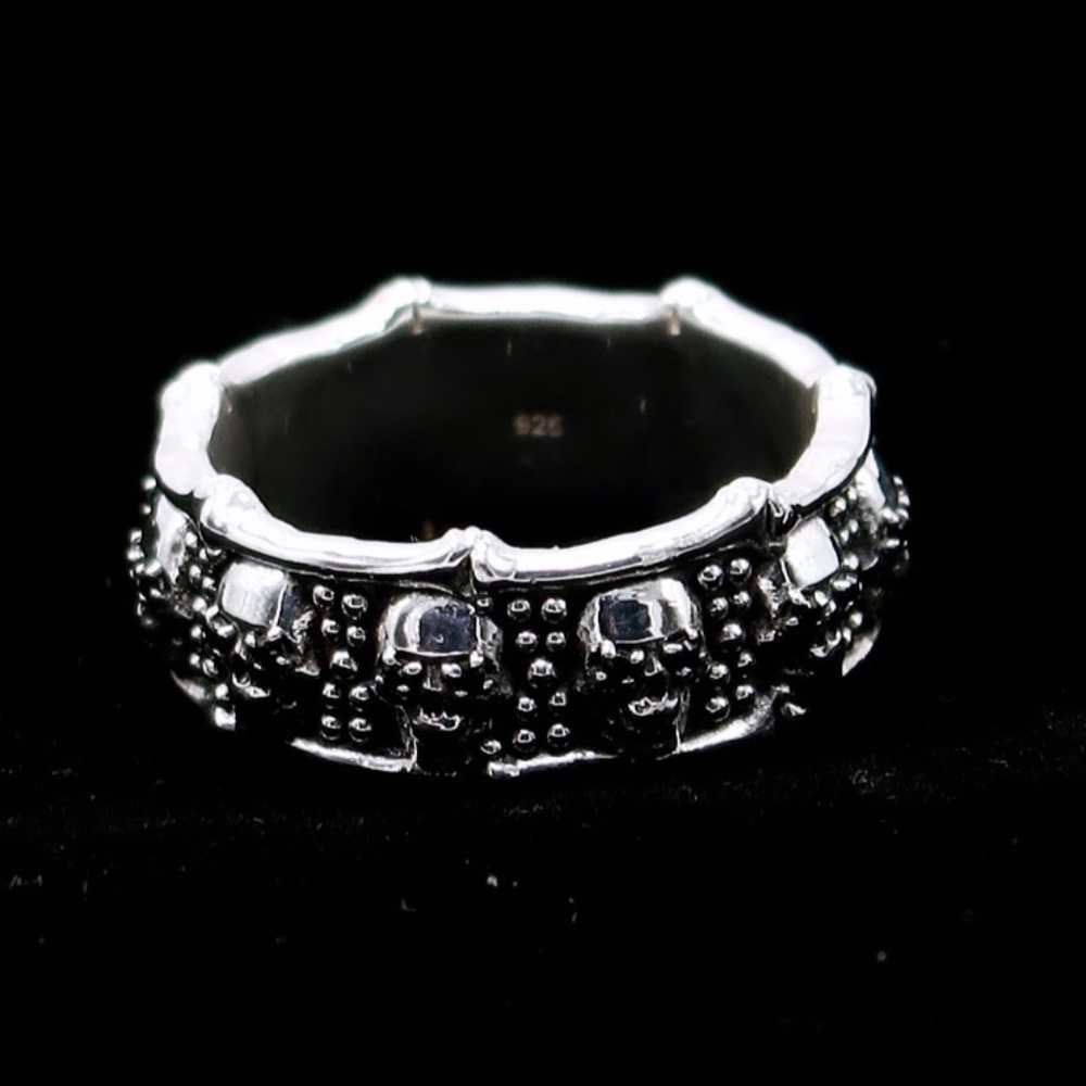 Skull Ring